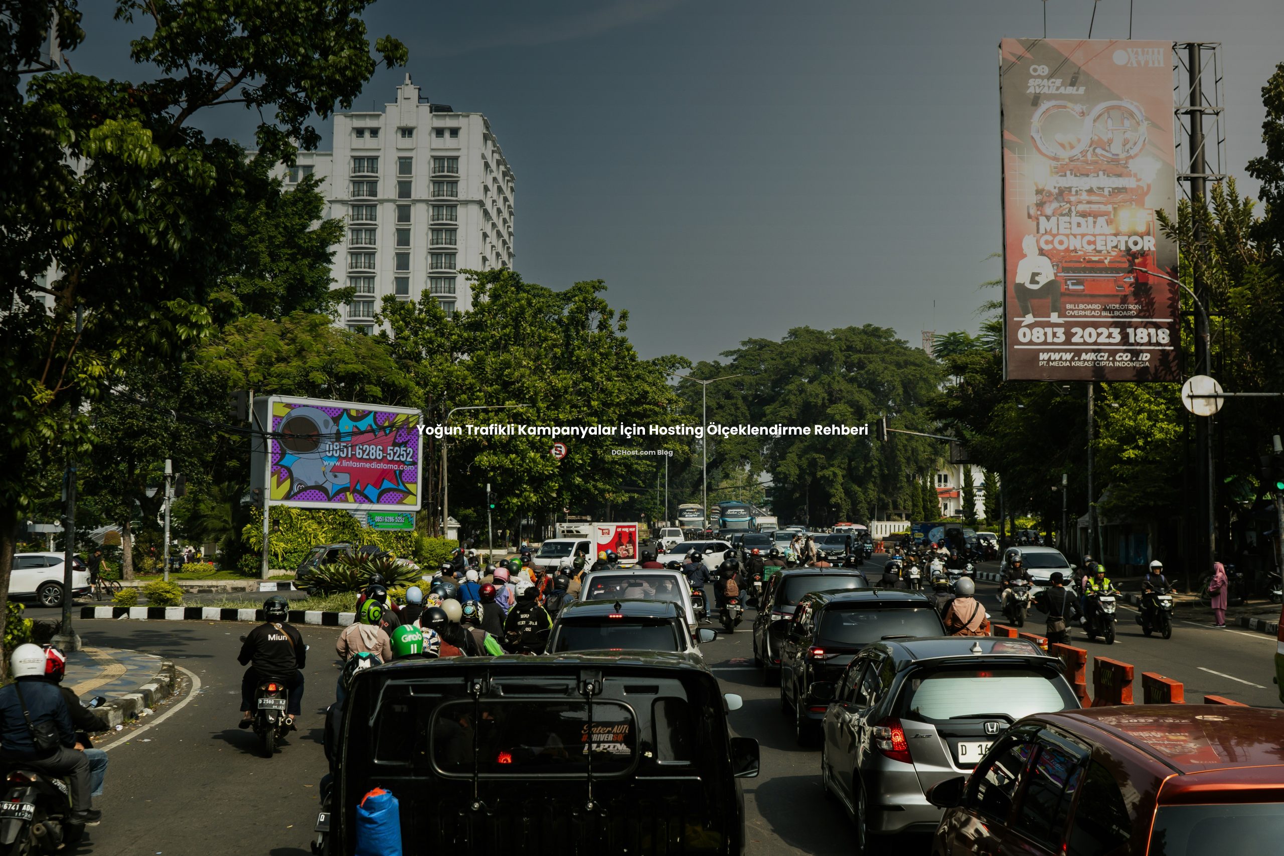 Yoğun Trafikli Kampanyalar İçin Hosting Ölçeklendirme Rehberi başlıklı makale görseli
